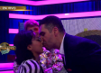 Pollo hace la campechana del amor