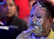 Arman guerra de pasteles con regalo de Ernesto Chavana