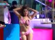 Datsy posa en sensual y diminuto bikini
