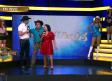 Le roban un beso a Pollo