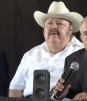 Ramón Ayala y su hijo son demandados por presunto abuso sexual