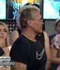 'Zumbido' se hace un corte de cabello con la cara de Chavana