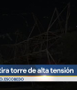Joven derriba torre de alta tensión en la avenida Sendero, intenta huir y cae a un arroyo con su vehículo