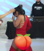 Sensual accidente de Robertita en pleno concurso