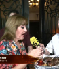 Llegan a la casa de María Julia y la sorprenden con carnita asada