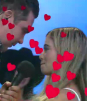 'Pollo' queda enamorado de esta rubia chica