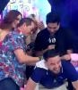 William confiesa ser fan de Chavana y pide firma en vivo
