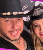 Alicia Villarreal y Cibad Hernández celebran su amor en Las Vegas