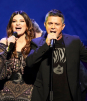 Alejandro Sanz se burla de Laura Pausini durante show