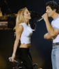 Tini sorprende junto a los Jonas Brothers en Argentina