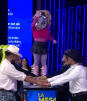 Fatal caída de Renata termina mal