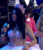 Celebran el Xv años de Luna en pleno programa