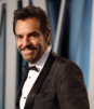 Eugenio Derbez hace divertido pronóstico futbolístico