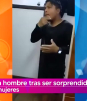 Sorprenden a hombre en un baño de mujeres