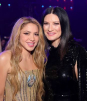 Shakira sorprende al invitar a Laura Pausini en su concierto