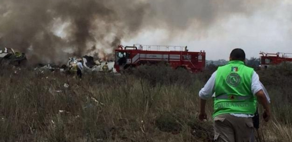 Niña y piloto están delicados de salud tras accidente aéreo en Durango