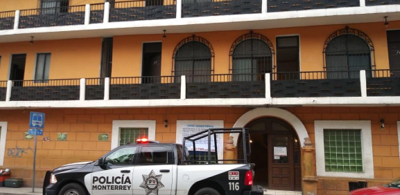 Ladrón amaga a empleada y roba hotel en Centro de Monterrey | Lourdes Soler 