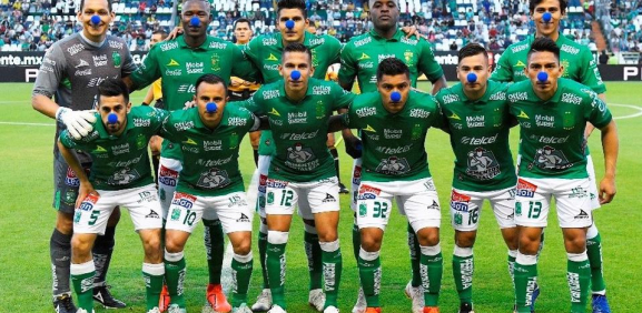 León