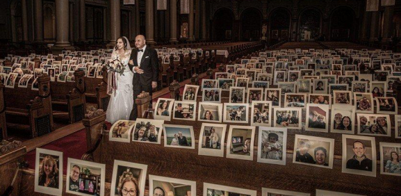 Pareja celebra su boda en iglesia vacía ante la pandemia del Covid-19