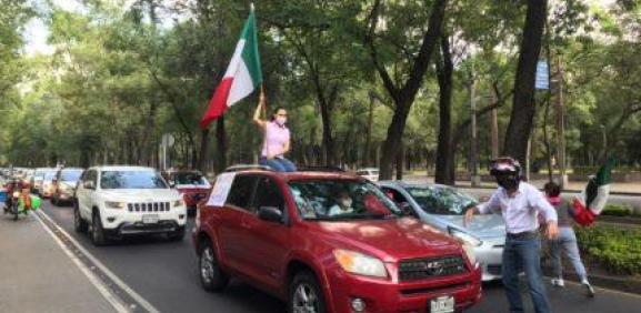 En distintos puntos del pa s inician caravana AMLO Vete ya