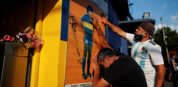 En Argentina despiden a Maradona