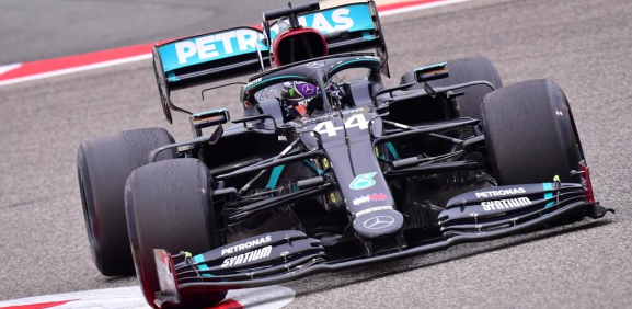 Lewis Hamilton fue el más rápido en las pruebas para el GP de Bahrein
