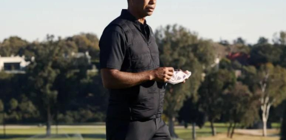 Tiger Woods resulta lesionado en accidente automóvilistico en Los Ángeles