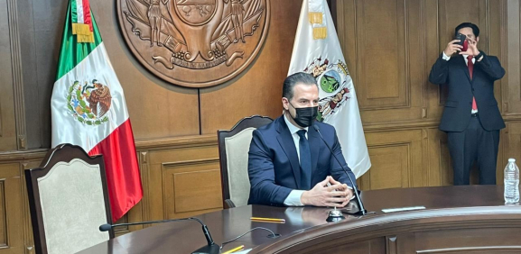 Aprueban licencia de Adrián de la Garza para dejar el cargo de alcalde 