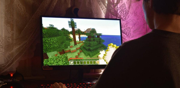 Guatemala. Críticas a padres: grabar hijo sonámbulo jugaba videojuegos