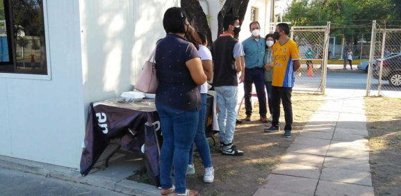 Padres de menores de edad amparados en San Nicolás.