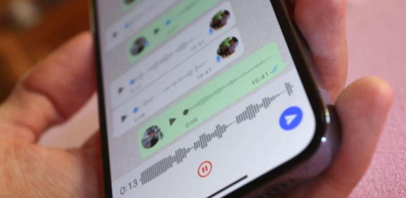 En grupo de WhatsApp se da fuerte pelea entre maestro y mamás de alumnos