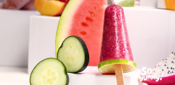 Granizados, paletas y polos caseros con frutas frescas para disfrutar y refrescarte en los días de calor.