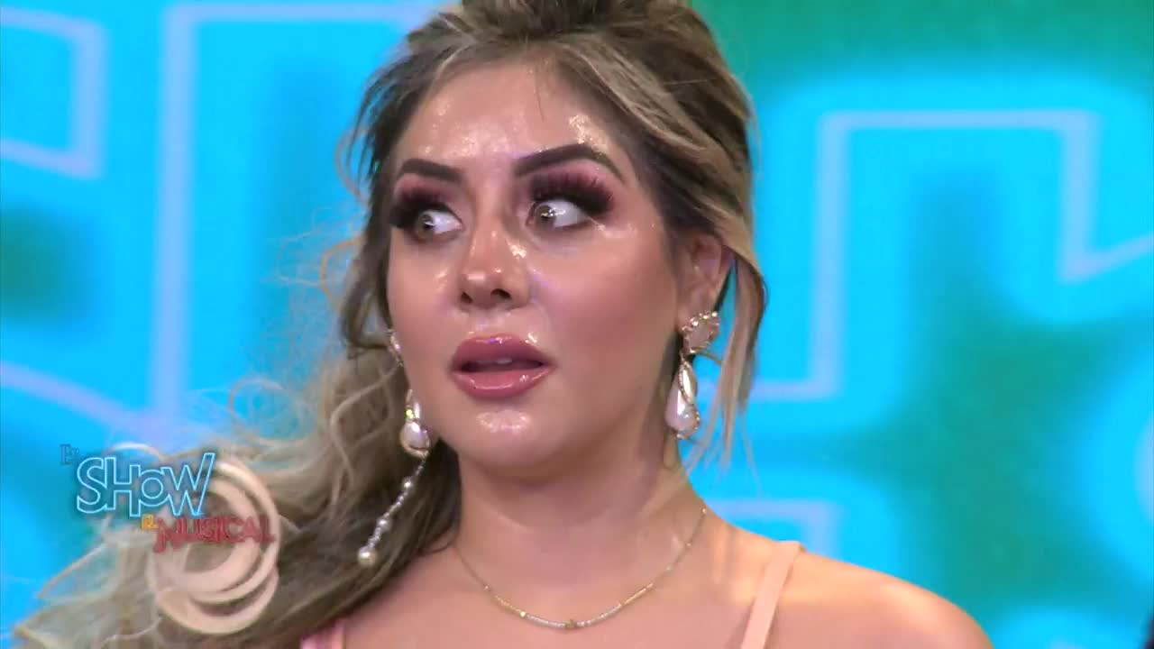 Datsy Spons Datsy suda en pleno programa por este polémico motivo
